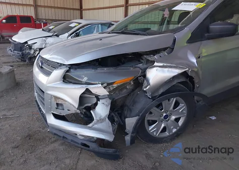 2013 Ford Escape S z USA, uszkodzony, nr VIN 1FMCU0F79DUB63732